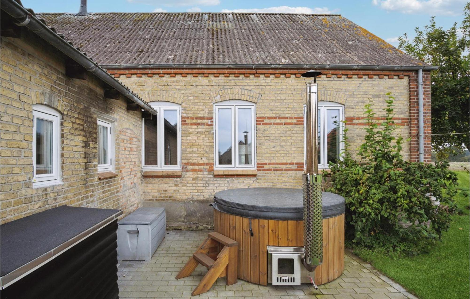 Stunning Home In Haderslev With Wifi Extérieur photo