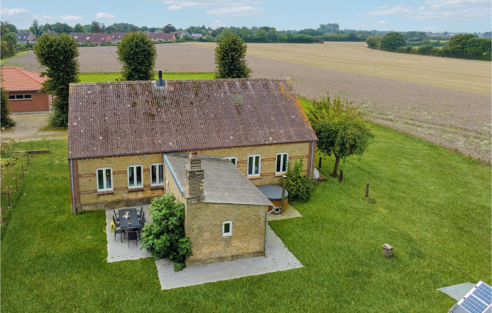 Stunning Home In Haderslev With Wifi Extérieur photo